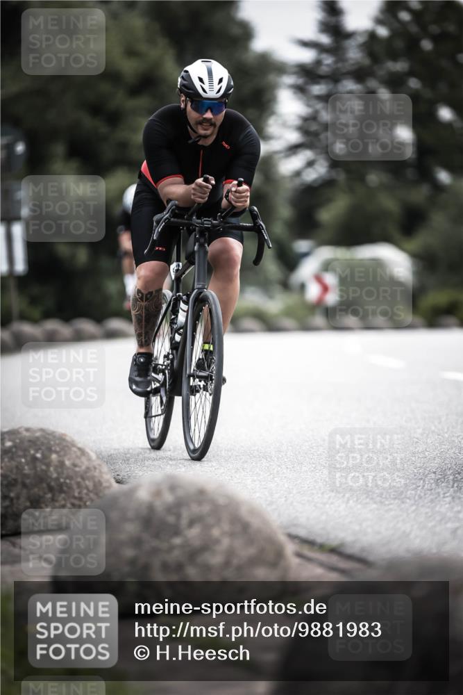 21.06.2026 - 29. Vierlanden-Triathlon H.Heesch http://msf.ph/oto/9881983 21.06.2026 10:32:36 Radfahren 93, 159, 217, 287, 299, 302 meine-sportfotos.de