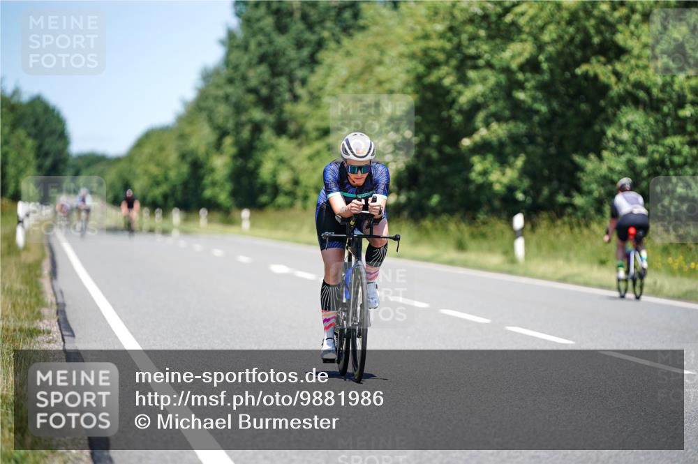 21.06.2026 - Viking Triathlon Michael Burmester http://msf.ph/oto/9881986 21.06.2026 13:33:05 Radfahren 92, 421 meine-sportfotos.de