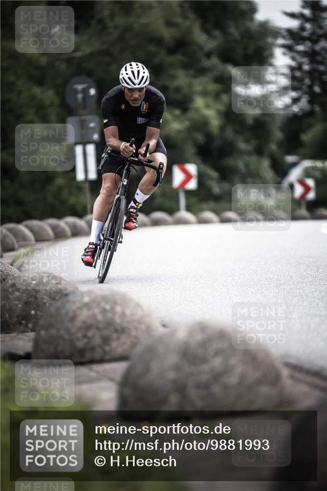 21.06.2026 - 29. Vierlanden-Triathlon H.Heesch http://msf.ph/oto/9881993 21.06.2026 10:32:37 Radfahren 93, 159, 217, 287, 299, 302 meine-sportfotos.de