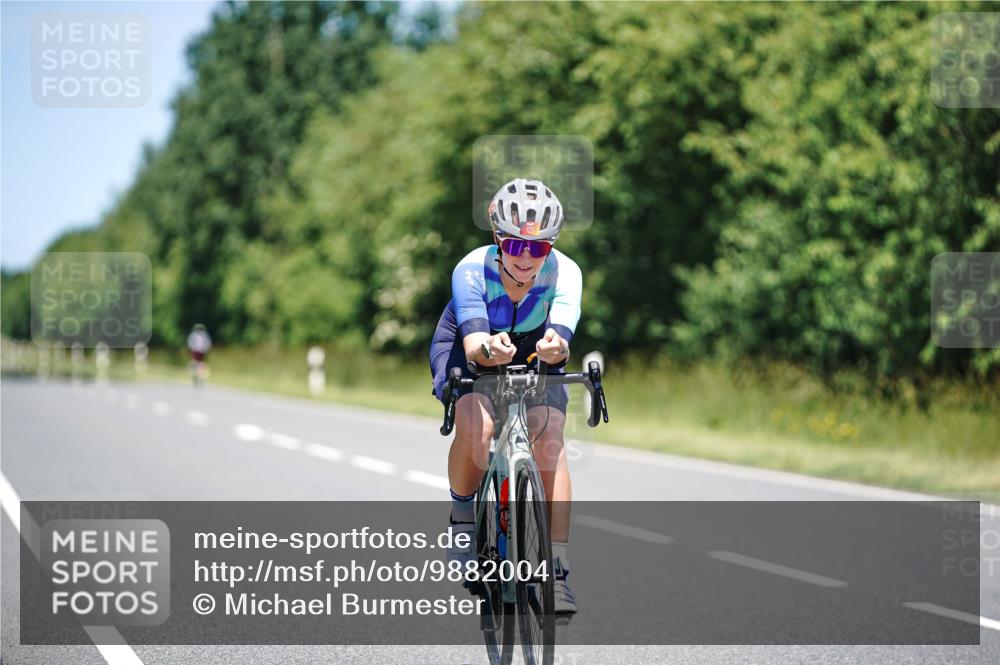 21.06.2026 - Viking Triathlon Michael Burmester http://msf.ph/oto/9882004 21.06.2026 13:33:17 Radfahren 421 meine-sportfotos.de