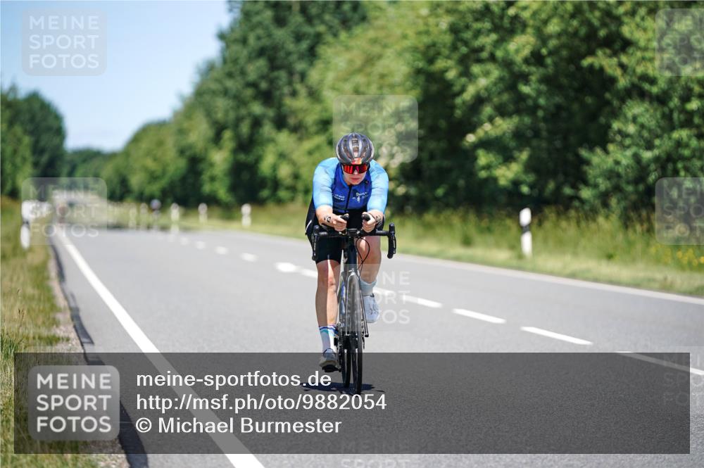 21.06.2026 - Viking Triathlon Michael Burmester http://msf.ph/oto/9882054 21.06.2026 13:33:35 Radfahren  meine-sportfotos.de