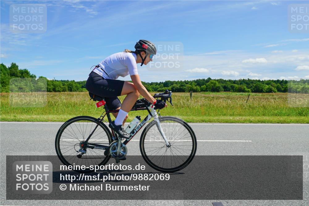 21.06.2026 - Viking Triathlon Michael Burmester http://msf.ph/oto/9882069 21.06.2026 13:09:18 Radfahren 135, 223, 388, 602, 656 meine-sportfotos.de