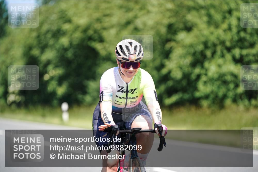 21.06.2026 - Viking Triathlon Michael Burmester http://msf.ph/oto/9882099 21.06.2026 13:34:16 Radfahren 498 meine-sportfotos.de