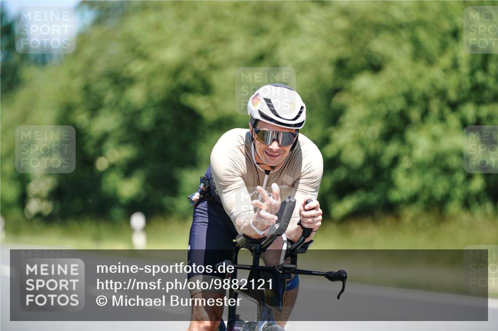 21.06.2026 - Viking Triathlon Michael Burmester http://msf.ph/oto/9882121 21.06.2026 13:34:22 Radfahren 347, 498 meine-sportfotos.de