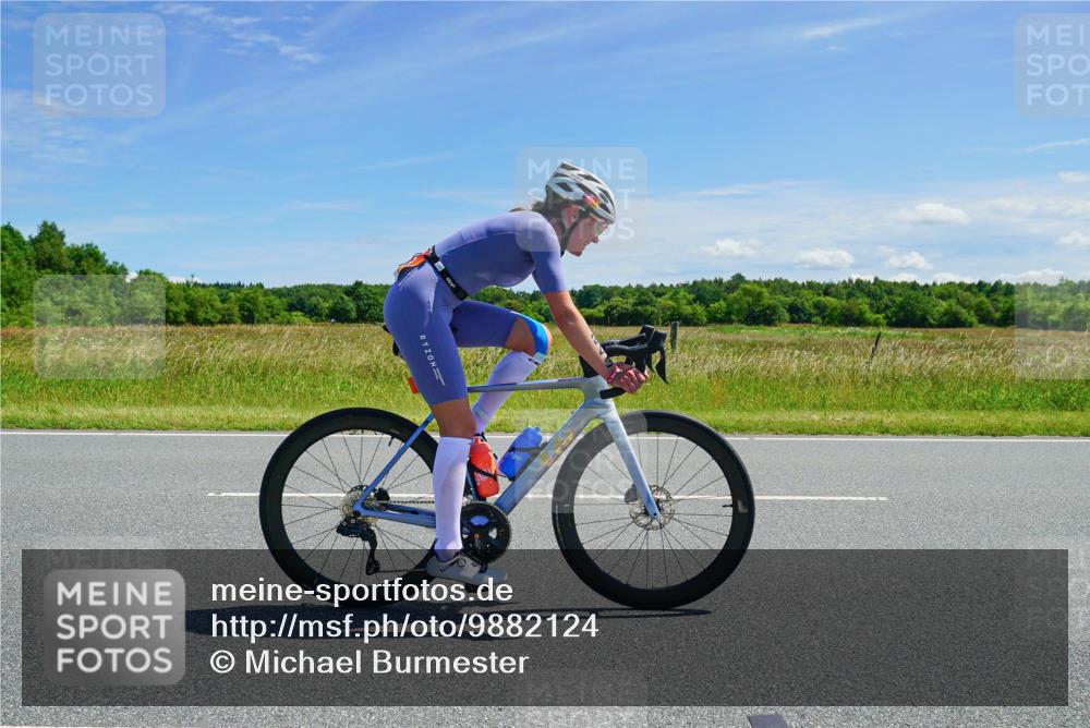 21.06.2026 - Viking Triathlon Michael Burmester http://msf.ph/oto/9882124 21.06.2026 13:10:45 Radfahren 178, 258, 339 meine-sportfotos.de