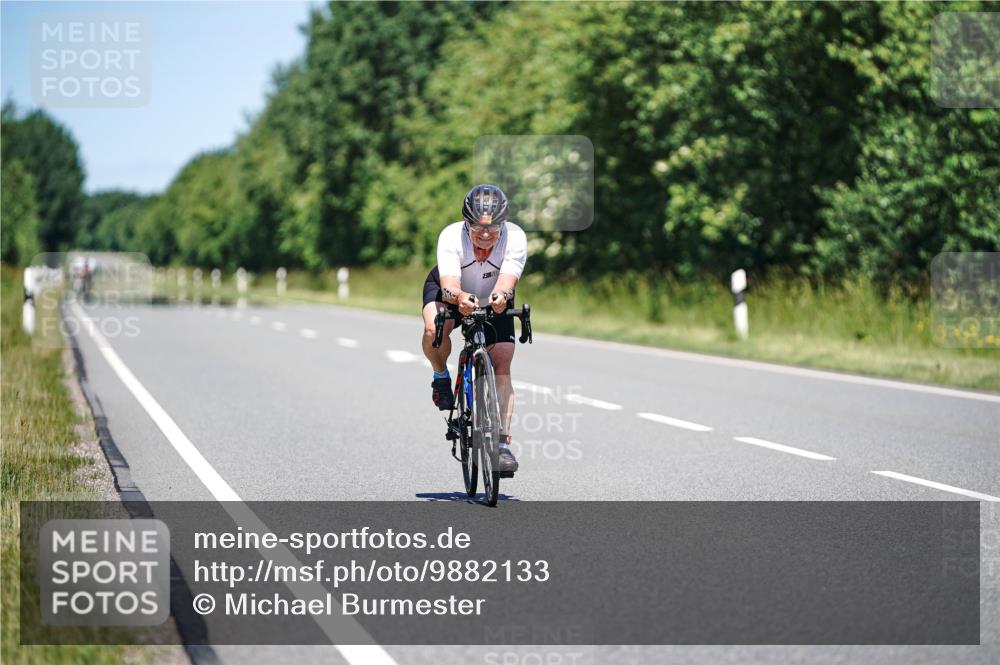 21.06.2026 - Viking Triathlon Michael Burmester http://msf.ph/oto/9882133 21.06.2026 13:34:34 Radfahren 264, 347 meine-sportfotos.de