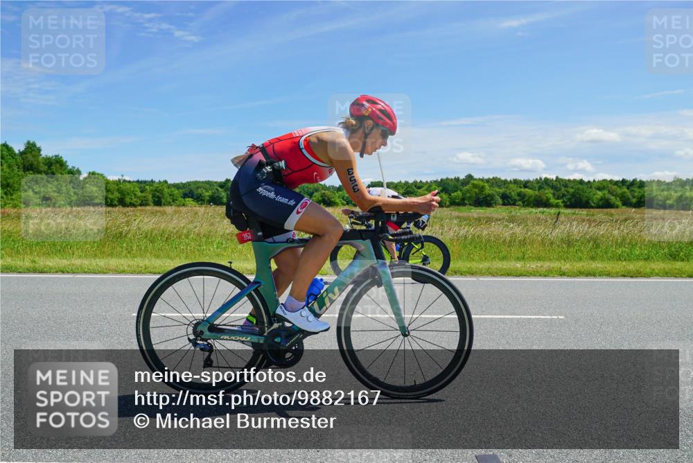 21.06.2026 - Viking Triathlon Michael Burmester http://msf.ph/oto/9882167 21.06.2026 13:11:08 Radfahren 306, 341, 353, 424, 561 meine-sportfotos.de