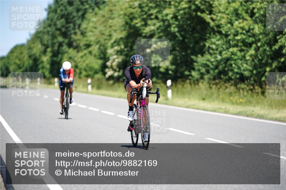 21.06.2026 - Viking Triathlon Michael Burmester http://msf.ph/oto/9882169 21.06.2026 13:36:39 Radfahren 564 meine-sportfotos.de