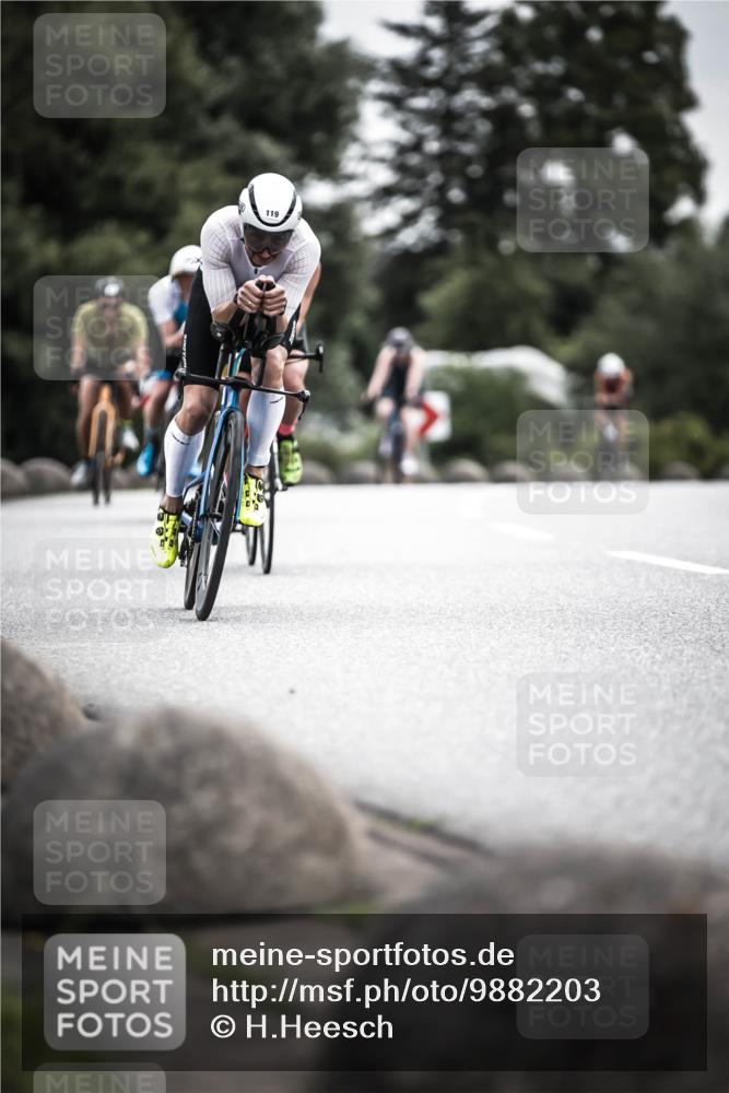 21.06.2026 - 29. Vierlanden-Triathlon H.Heesch http://msf.ph/oto/9882203 21.06.2026 10:34:30 Radfahren 92, 118, 119, 141, 178, 227, 350 meine-sportfotos.de