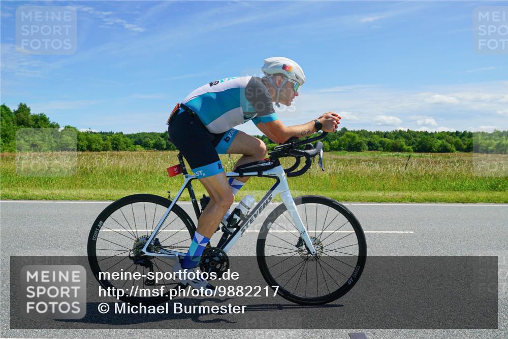 21.06.2026 - Viking Triathlon Michael Burmester http://msf.ph/oto/9882217 21.06.2026 13:11:30 Radfahren 313, 470, 494 meine-sportfotos.de