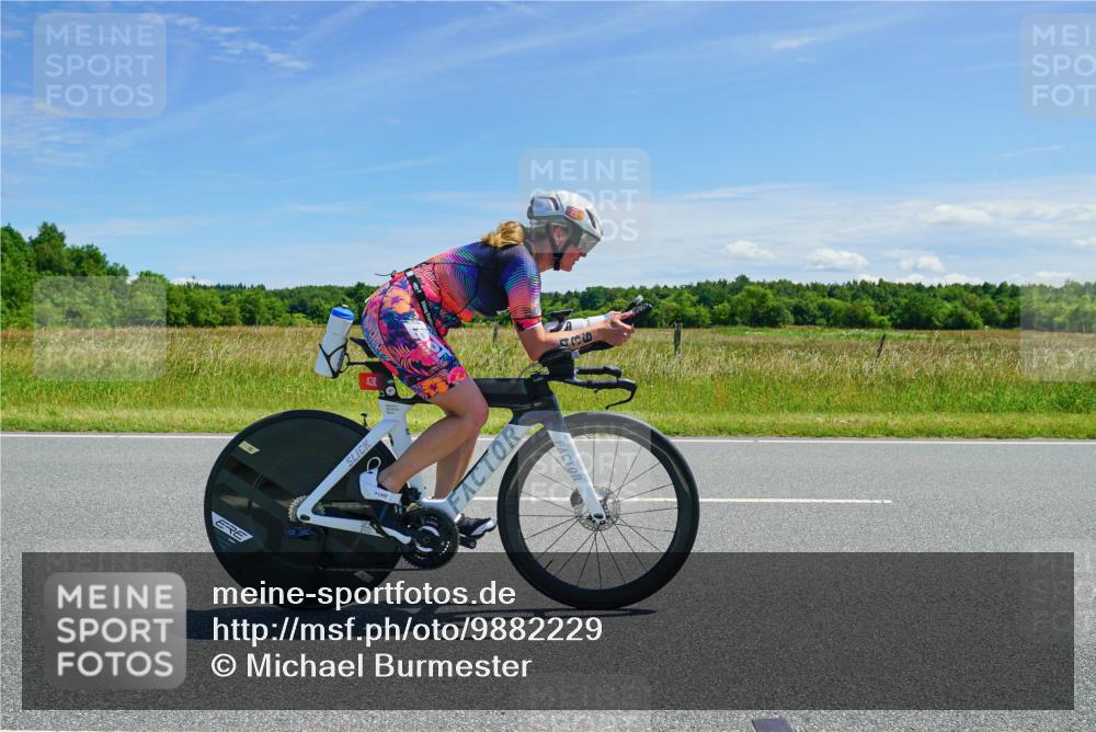 21.06.2026 - Viking Triathlon Michael Burmester http://msf.ph/oto/9882229 21.06.2026 13:11:39 Radfahren 313, 470, 494, 534 meine-sportfotos.de