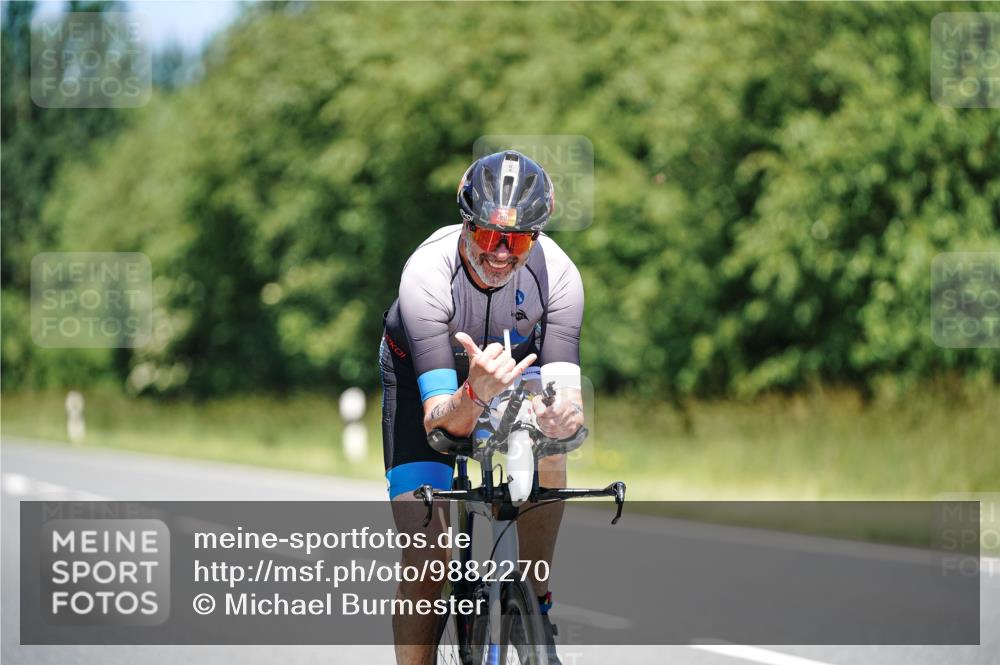21.06.2026 - Viking Triathlon Michael Burmester http://msf.ph/oto/9882270 21.06.2026 13:37:34 Radfahren 439, 538 meine-sportfotos.de