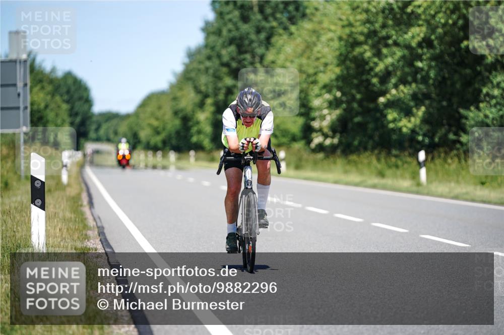 21.06.2026 - Viking Triathlon Michael Burmester http://msf.ph/oto/9882296 21.06.2026 13:37:40 Radfahren 439 meine-sportfotos.de