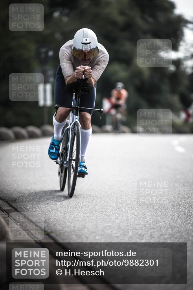 21.06.2026 - 29. Vierlanden-Triathlon H.Heesch http://msf.ph/oto/9882301 21.06.2026 09:17:30 Radfahren 3, 16, 51, 127, 233 meine-sportfotos.de