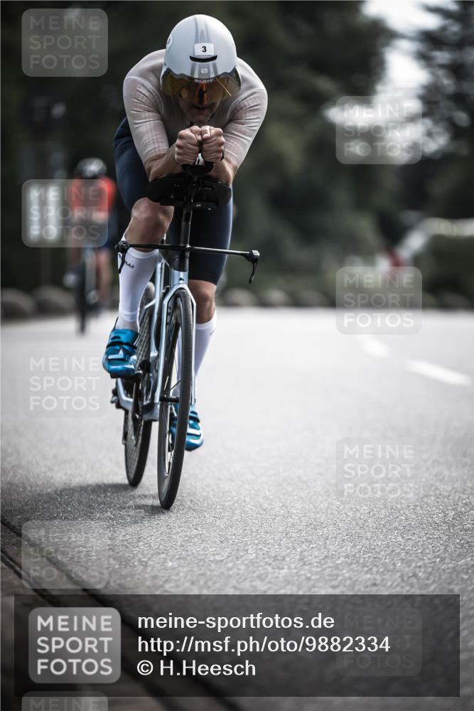 21.06.2026 - 29. Vierlanden-Triathlon H.Heesch http://msf.ph/oto/9882334 21.06.2026 09:17:30 Radfahren 3, 16, 51, 127, 233 meine-sportfotos.de