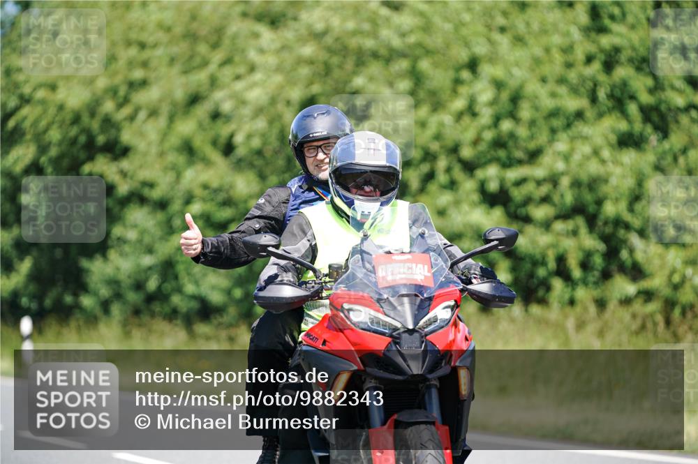 21.06.2026 - Viking Triathlon Michael Burmester http://msf.ph/oto/9882343 21.06.2026 13:37:51 Radfahren  meine-sportfotos.de