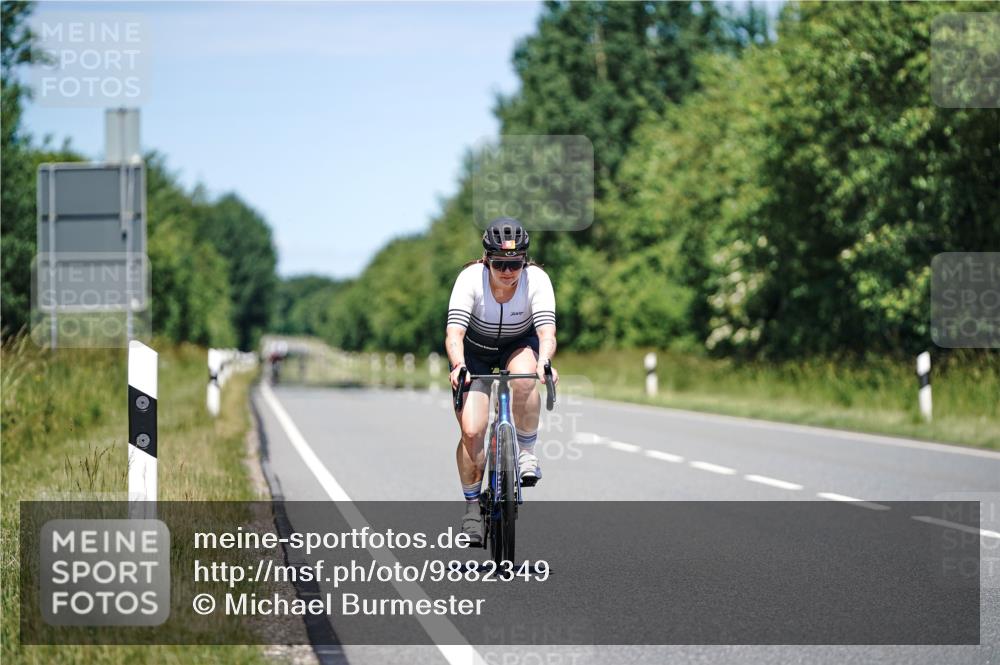 21.06.2026 - Viking Triathlon Michael Burmester http://msf.ph/oto/9882349 21.06.2026 13:38:24 Radfahren  meine-sportfotos.de