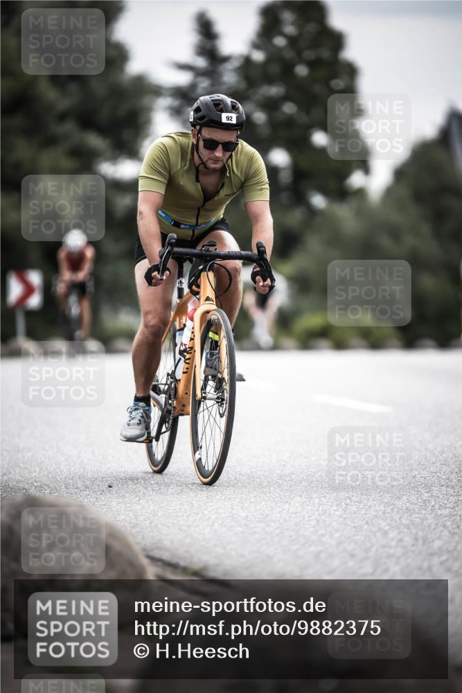 21.06.2026 - 29. Vierlanden-Triathlon H.Heesch http://msf.ph/oto/9882375 21.06.2026 10:34:33 Radfahren 92, 118, 119, 141, 178, 227, 350, 363, 554, 560 meine-sportfotos.de