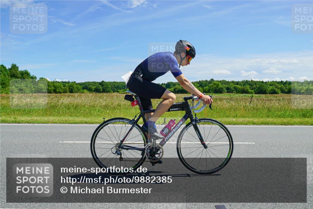 21.06.2026 - Viking Triathlon Michael Burmester http://msf.ph/oto/9882385 21.06.2026 13:15:02 Radfahren 105, 366 meine-sportfotos.de