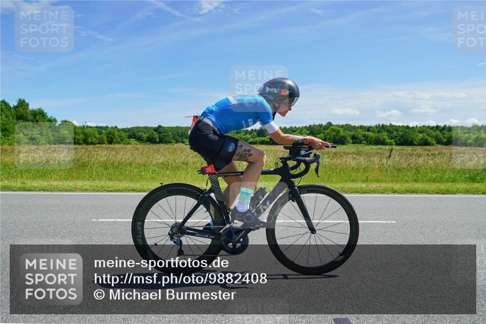 21.06.2026 - Viking Triathlon Michael Burmester http://msf.ph/oto/9882408 21.06.2026 13:15:22 Radfahren 179 meine-sportfotos.de