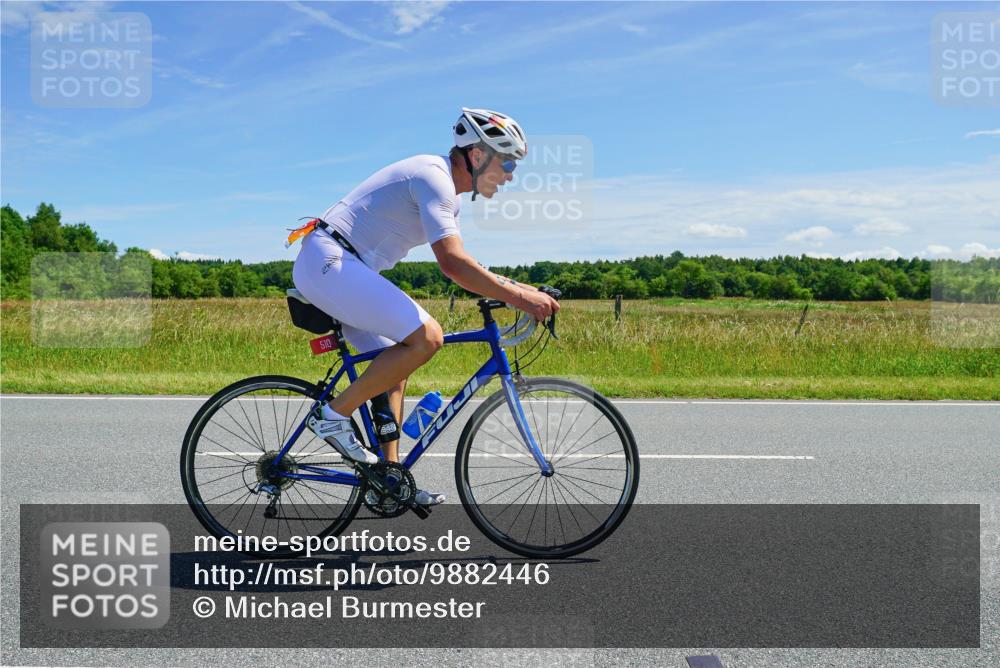 21.06.2026 - Viking Triathlon Michael Burmester http://msf.ph/oto/9882446 21.06.2026 13:16:03 Radfahren  meine-sportfotos.de