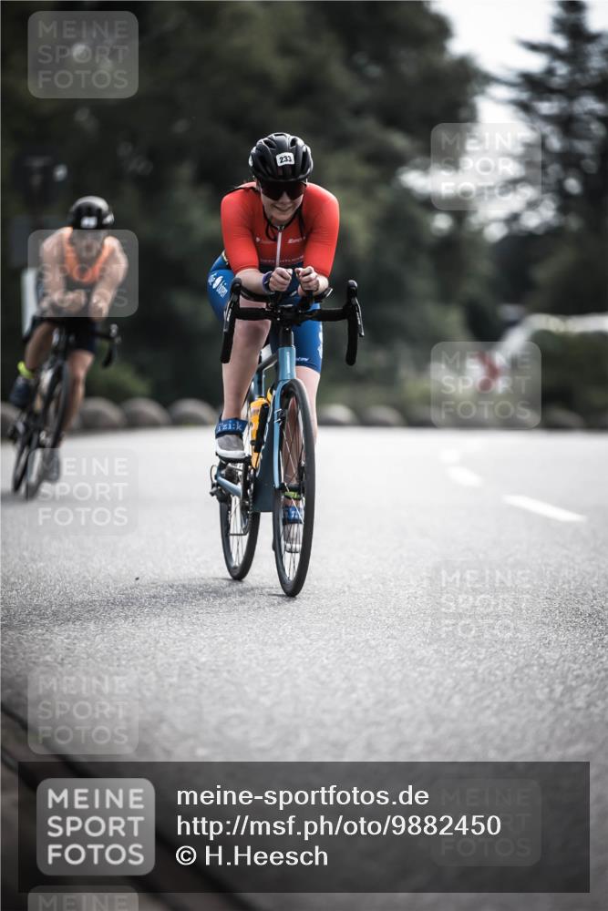 21.06.2026 - 29. Vierlanden-Triathlon H.Heesch http://msf.ph/oto/9882450 21.06.2026 09:17:33 Radfahren 3, 16, 51, 233 meine-sportfotos.de