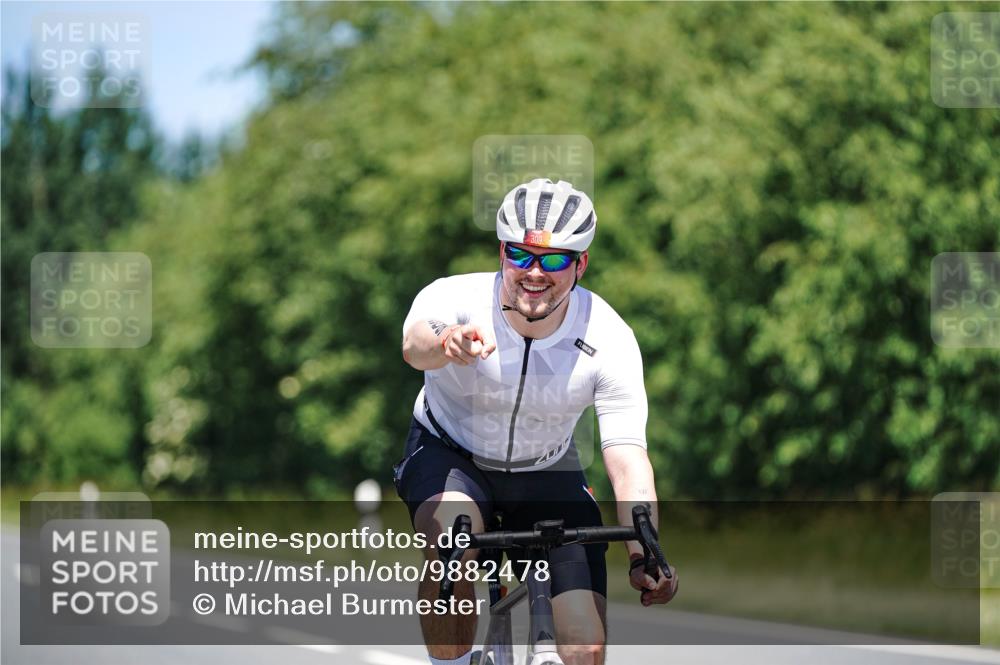 21.06.2026 - Viking Triathlon Michael Burmester http://msf.ph/oto/9882478 21.06.2026 13:39:26 Radfahren  meine-sportfotos.de