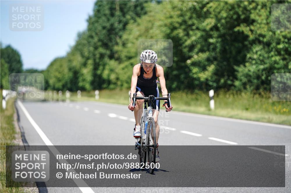 21.06.2026 - Viking Triathlon Michael Burmester http://msf.ph/oto/9882500 21.06.2026 13:40:45 Radfahren  meine-sportfotos.de