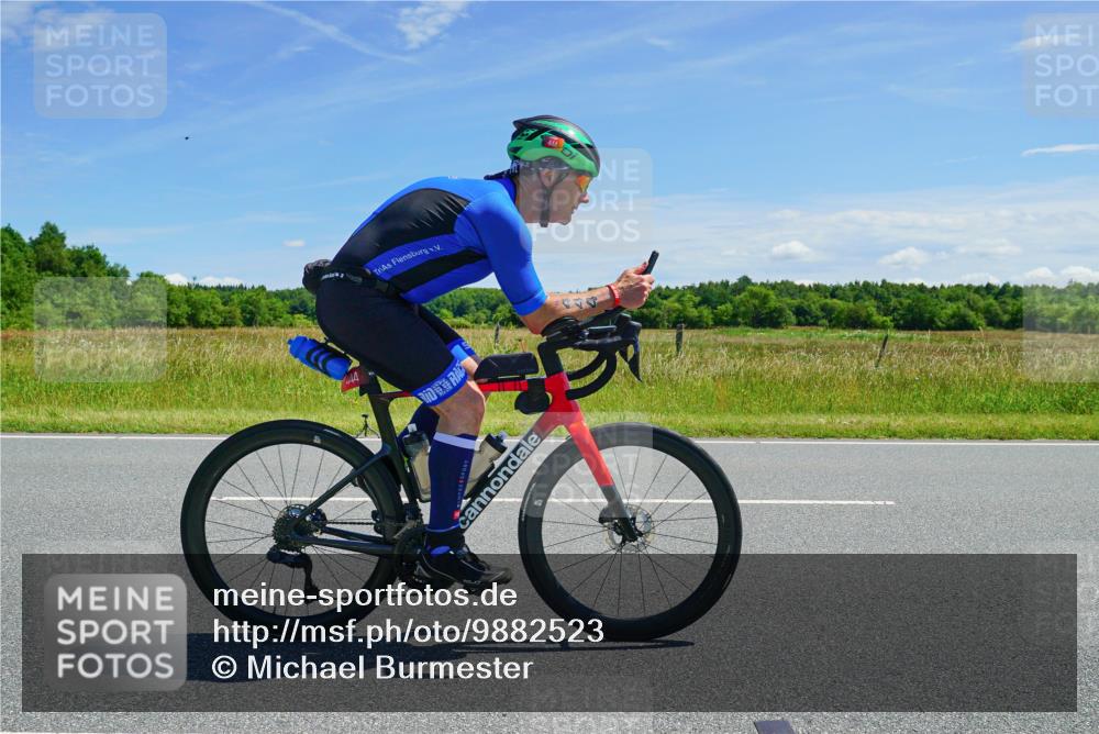 21.06.2026 - Viking Triathlon Michael Burmester http://msf.ph/oto/9882523 21.06.2026 13:17:23 Radfahren 232, 365, 661 meine-sportfotos.de