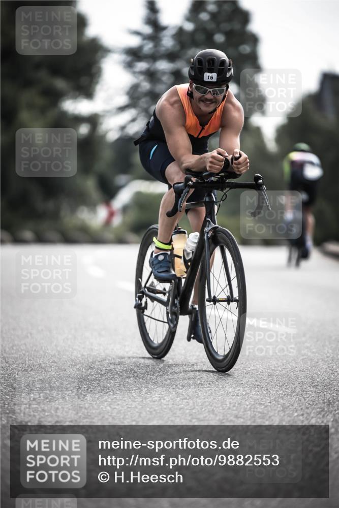 21.06.2026 - 29. Vierlanden-Triathlon H.Heesch http://msf.ph/oto/9882553 21.06.2026 09:17:34 Radfahren 16, 51, 233 meine-sportfotos.de