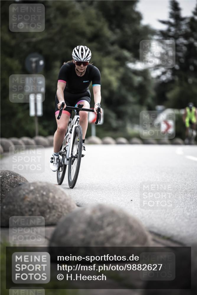 21.06.2026 - 29. Vierlanden-Triathlon H.Heesch http://msf.ph/oto/9882627 21.06.2026 10:34:40 Radfahren 166, 178, 219, 363, 414, 554, 560 meine-sportfotos.de