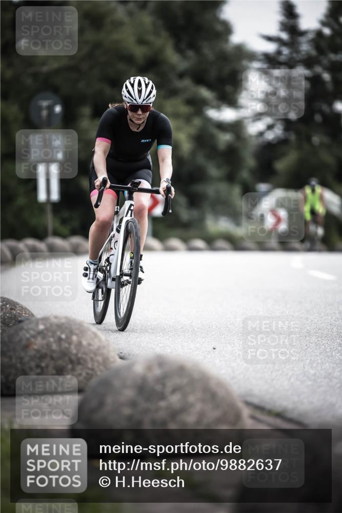 21.06.2026 - 29. Vierlanden-Triathlon H.Heesch http://msf.ph/oto/9882637 21.06.2026 10:34:40 Radfahren 166, 178, 219, 363, 414, 554, 560 meine-sportfotos.de