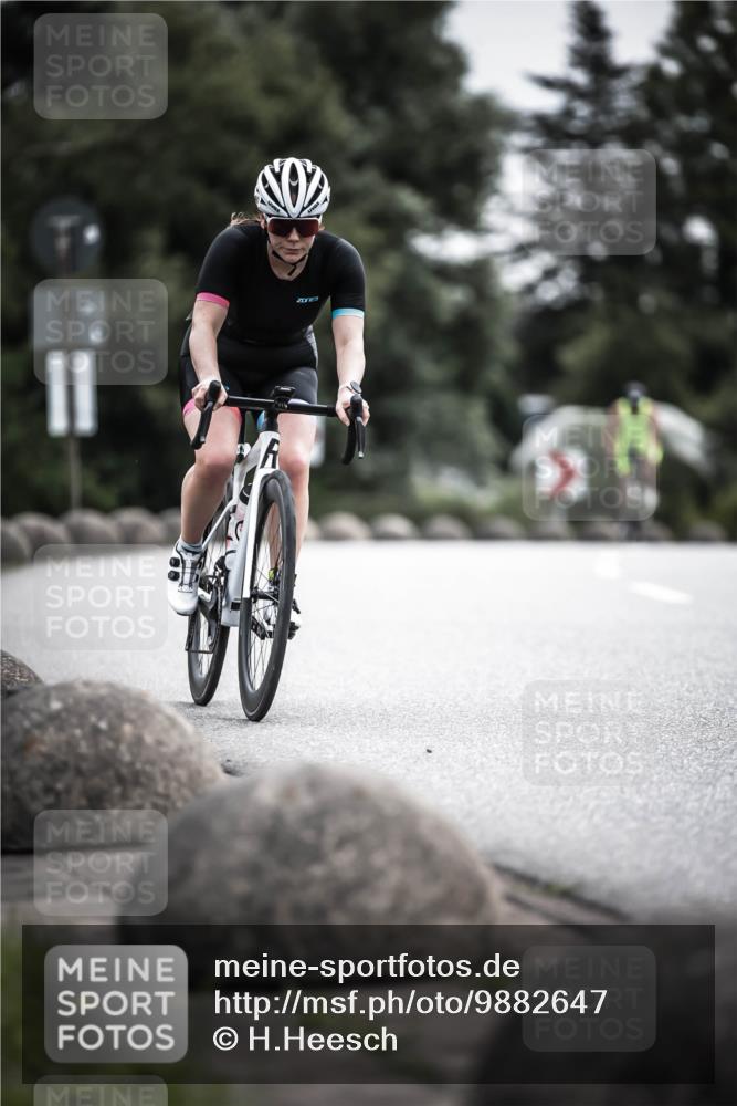 21.06.2026 - 29. Vierlanden-Triathlon H.Heesch http://msf.ph/oto/9882647 21.06.2026 10:34:40 Radfahren 166, 178, 219, 363, 414, 554, 560 meine-sportfotos.de