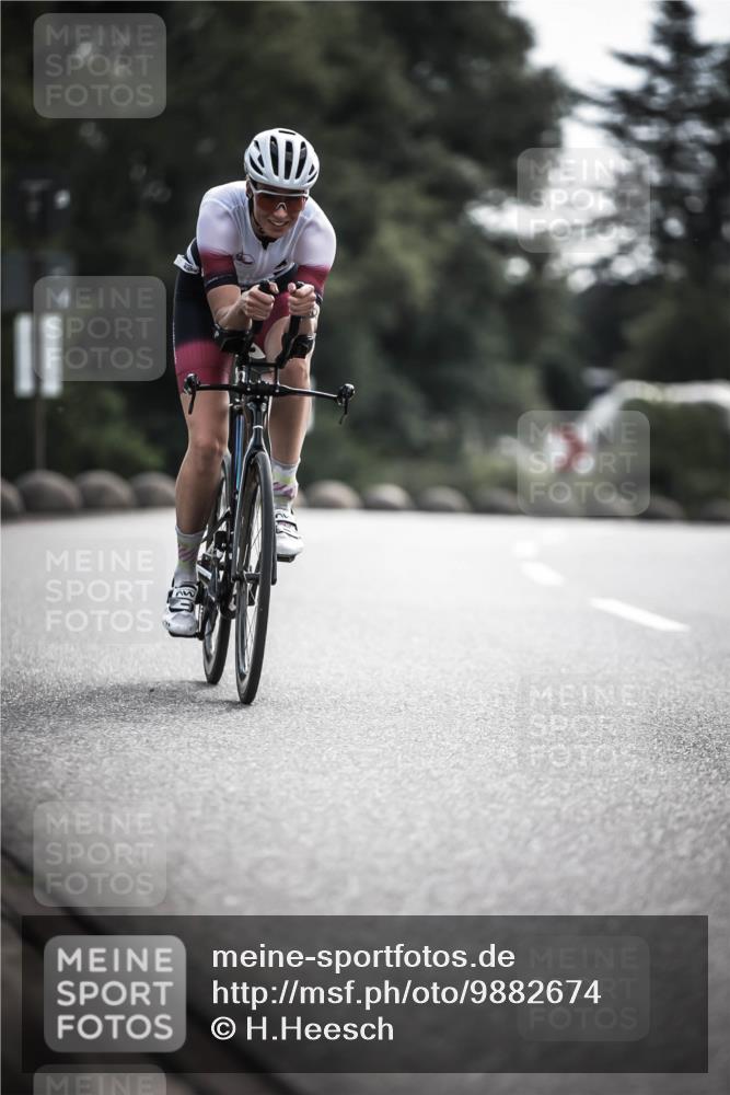 21.06.2026 - 29. Vierlanden-Triathlon H.Heesch http://msf.ph/oto/9882674 21.06.2026 09:17:54 Radfahren 106, 226 meine-sportfotos.de