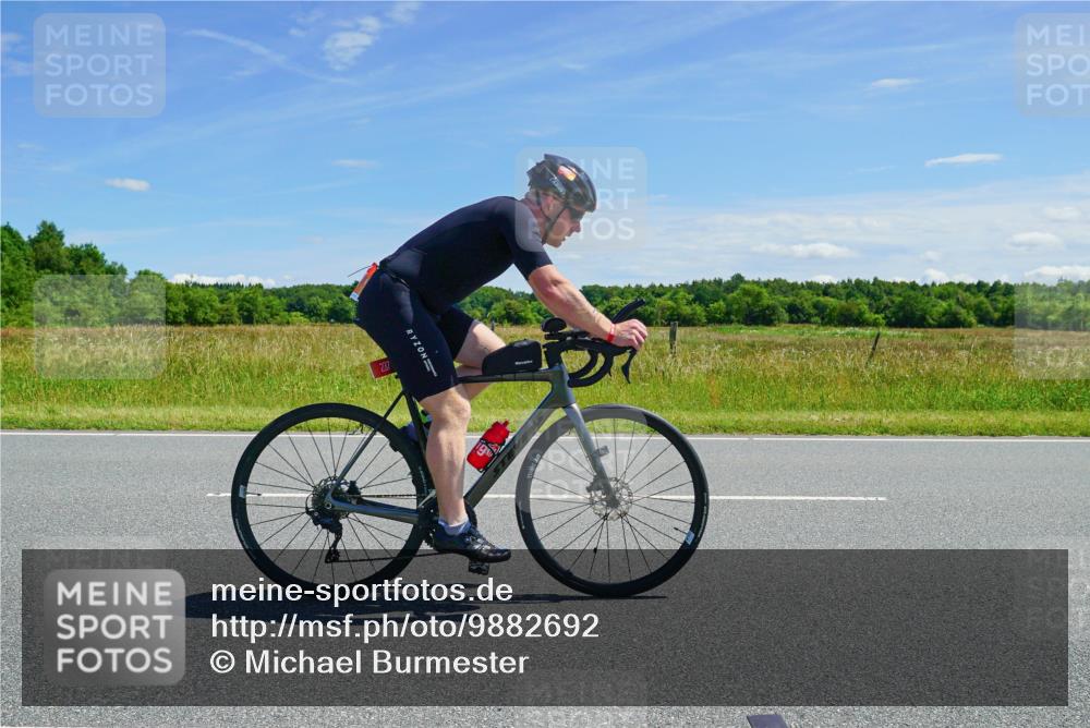 21.06.2026 - Viking Triathlon Michael Burmester http://msf.ph/oto/9882692 21.06.2026 13:20:42 Radfahren 237, 617 meine-sportfotos.de