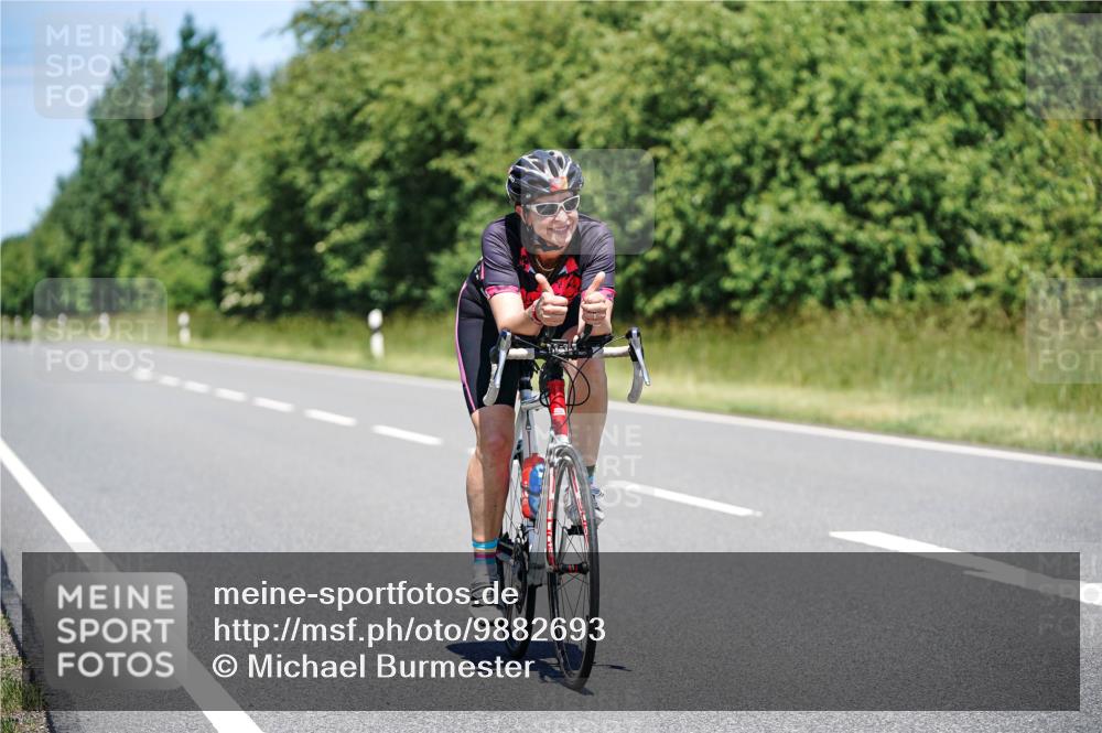 21.06.2026 - Viking Triathlon Michael Burmester http://msf.ph/oto/9882693 21.06.2026 13:43:11 Radfahren 52 meine-sportfotos.de