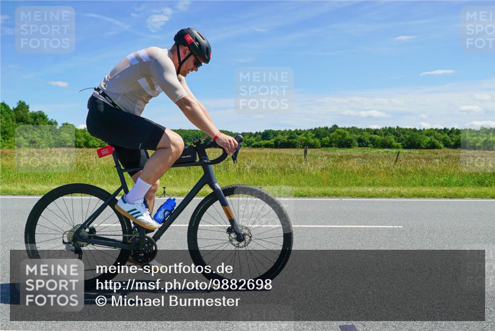 21.06.2026 - Viking Triathlon Michael Burmester http://msf.ph/oto/9882698 21.06.2026 13:20:44 Radfahren 237, 617 meine-sportfotos.de