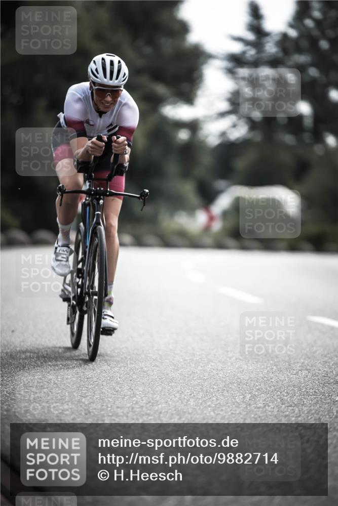 21.06.2026 - 29. Vierlanden-Triathlon H.Heesch http://msf.ph/oto/9882714 21.06.2026 09:17:54 Radfahren 106, 226 meine-sportfotos.de