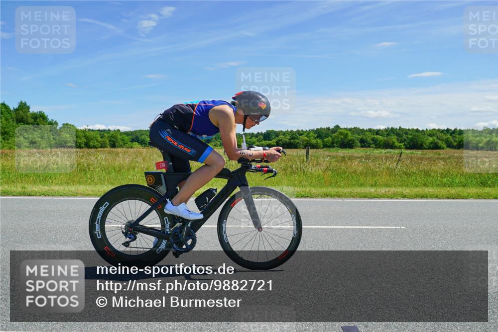 21.06.2026 - Viking Triathlon Michael Burmester http://msf.ph/oto/9882721 21.06.2026 13:22:02 Radfahren 541 meine-sportfotos.de