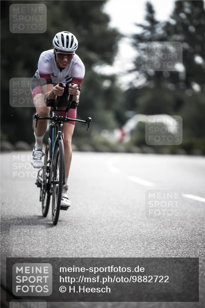 21.06.2026 - 29. Vierlanden-Triathlon H.Heesch http://msf.ph/oto/9882722 21.06.2026 09:17:54 Radfahren 106, 226 meine-sportfotos.de
