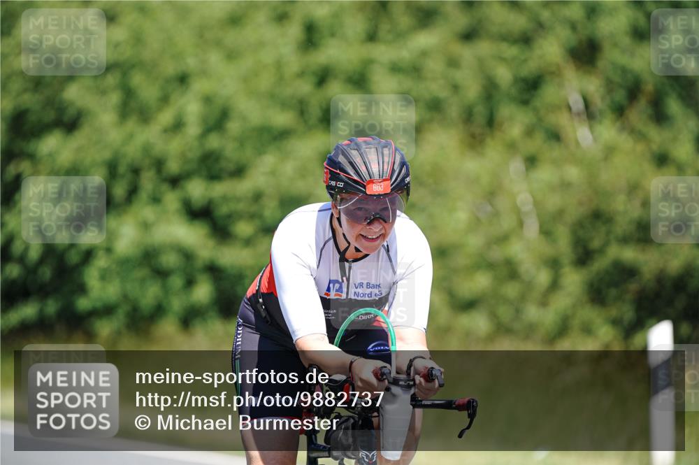 21.06.2026 - Viking Triathlon Michael Burmester http://msf.ph/oto/9882737 21.06.2026 13:43:29 Radfahren  meine-sportfotos.de