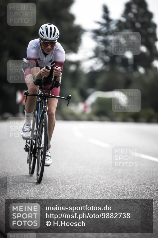 21.06.2026 - 29. Vierlanden-Triathlon H.Heesch http://msf.ph/oto/9882738 21.06.2026 09:17:54 Radfahren 106, 226 meine-sportfotos.de