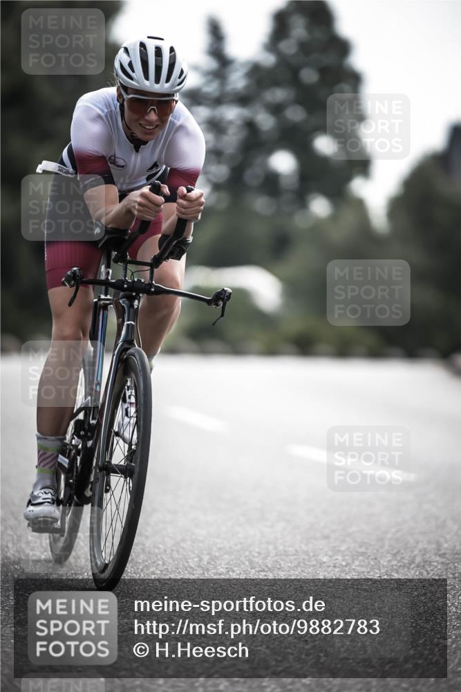 21.06.2026 - 29. Vierlanden-Triathlon H.Heesch http://msf.ph/oto/9882783 21.06.2026 09:17:54 Radfahren 106, 226 meine-sportfotos.de