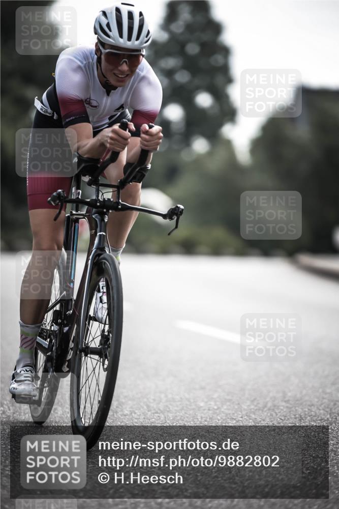 21.06.2026 - 29. Vierlanden-Triathlon H.Heesch http://msf.ph/oto/9882802 21.06.2026 09:17:54 Radfahren 106, 226 meine-sportfotos.de
