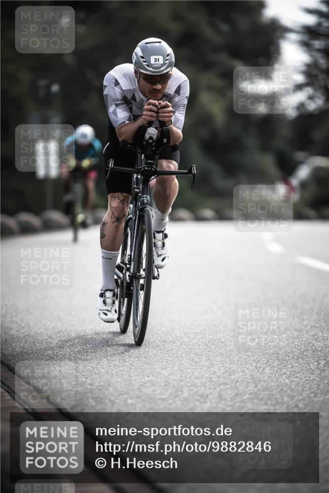 21.06.2026 - 29. Vierlanden-Triathlon H.Heesch http://msf.ph/oto/9882846 21.06.2026 09:18:07 Radfahren 31, 211, 284 meine-sportfotos.de