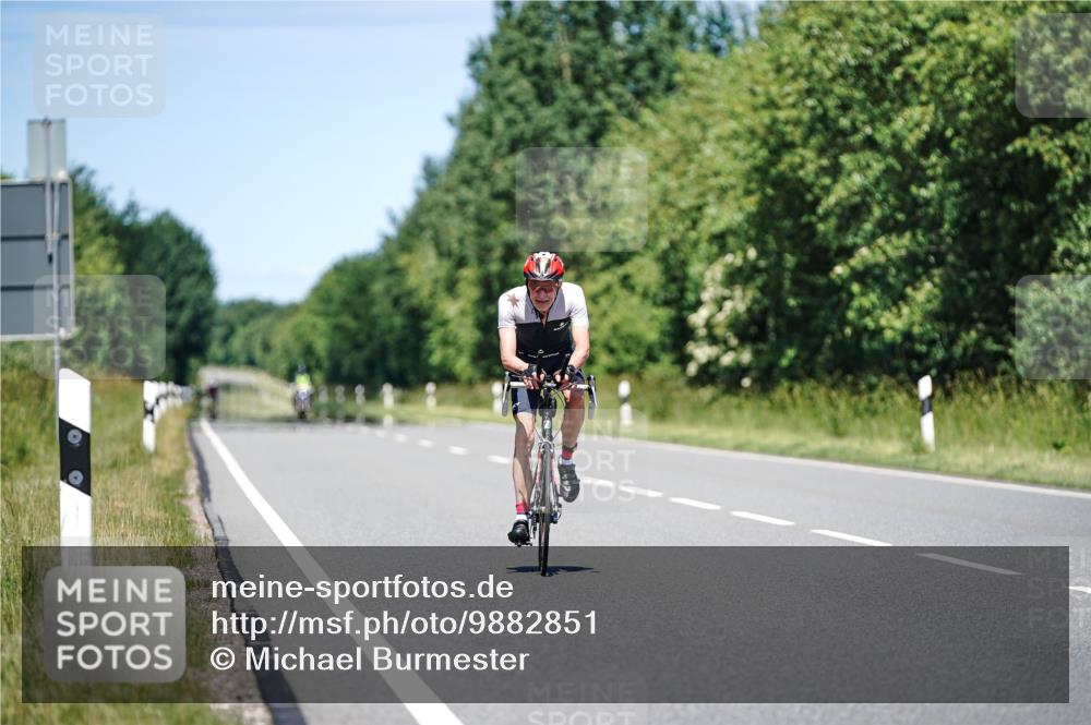 21.06.2026 - Viking Triathlon Michael Burmester http://msf.ph/oto/9882851 21.06.2026 13:45:18 Radfahren 39 meine-sportfotos.de