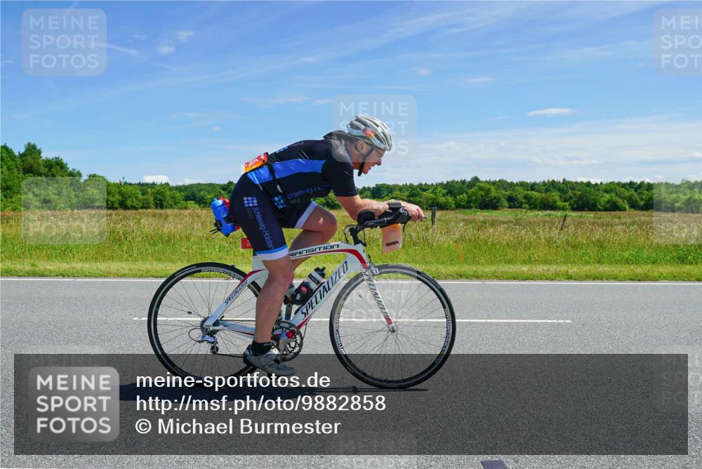 21.06.2026 - Viking Triathlon Michael Burmester http://msf.ph/oto/9882858 21.06.2026 13:25:25 Radfahren 247, 646, 646 meine-sportfotos.de