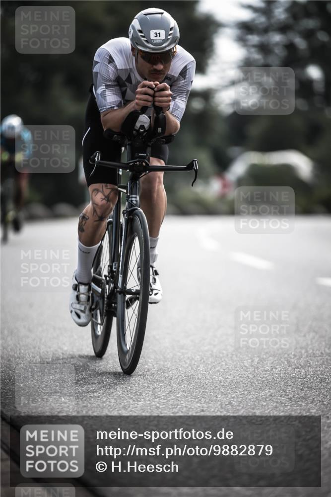 21.06.2026 - 29. Vierlanden-Triathlon H.Heesch http://msf.ph/oto/9882879 21.06.2026 09:18:08 Radfahren 31, 211, 284 meine-sportfotos.de