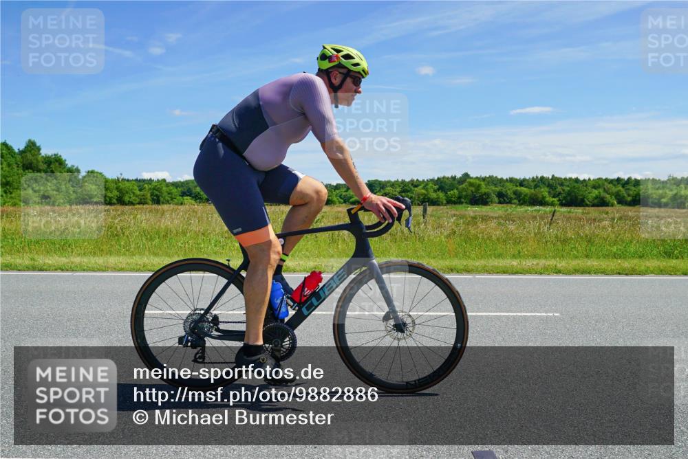 21.06.2026 - Viking Triathlon Michael Burmester http://msf.ph/oto/9882886 21.06.2026 13:25:58 Radfahren  meine-sportfotos.de