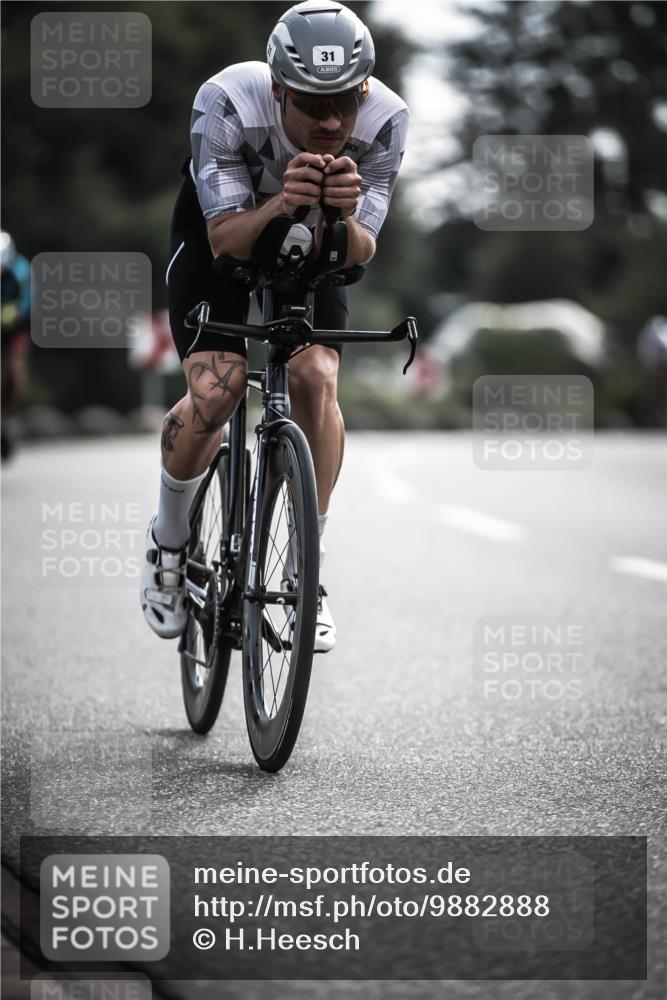 21.06.2026 - 29. Vierlanden-Triathlon H.Heesch http://msf.ph/oto/9882888 21.06.2026 09:18:08 Radfahren 31, 211, 284 meine-sportfotos.de